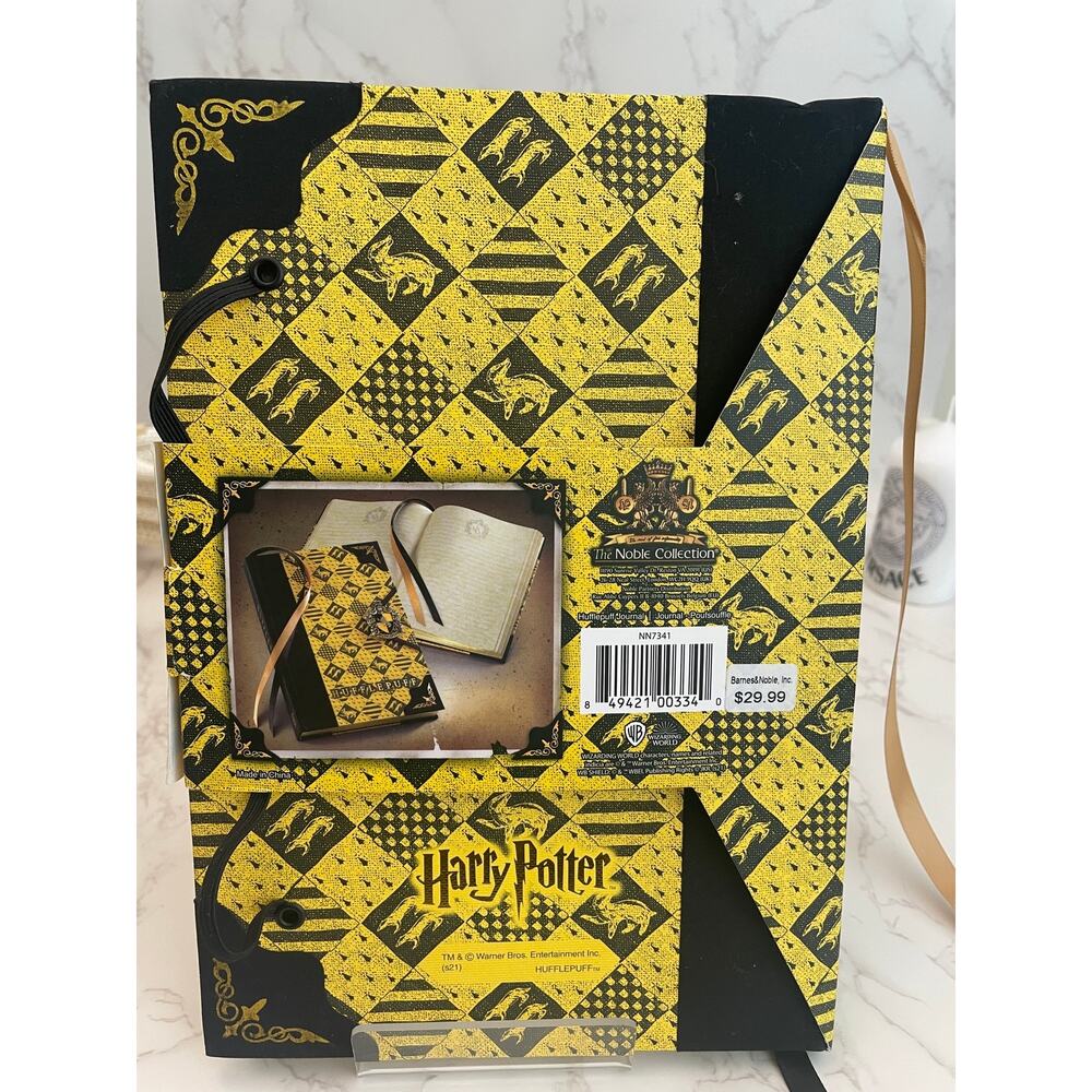 Harry Potter Hufflepuff Journal NWT - Picture 5 of 5
